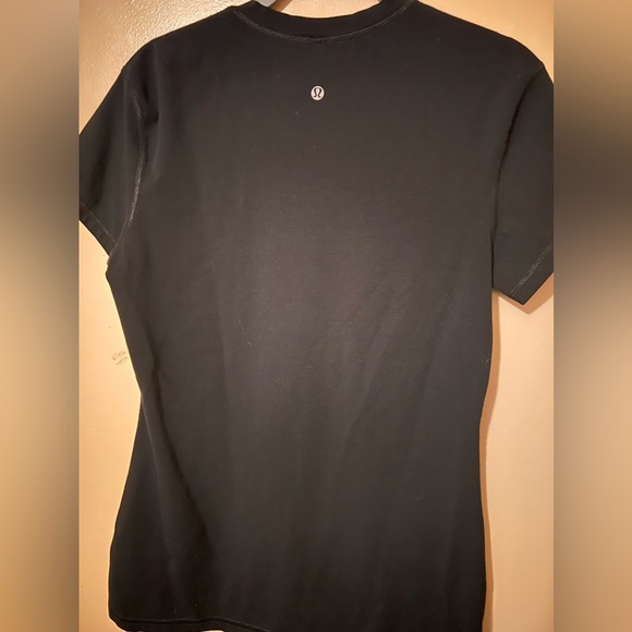 lululemon athletica Tops - Lululemon thick stretchy short sleeve black top 10 fitted